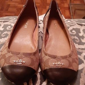 Coach monogram size 8.5